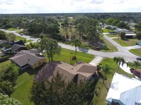 1315 SE Floresta Drive Port St. Lucie FL 34983