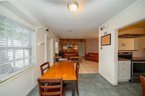 228 SW 14th Court Fort Lauderdale FL 33315