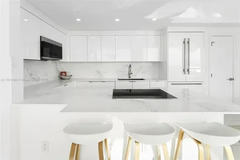 6899 Collins Avenue Miami Beach FL 33141