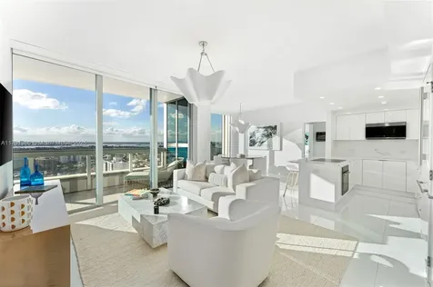 6899 Collins Avenue Miami Beach FL 33141