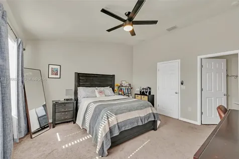 3780 Plainview Drive Orlando FL 32824-9041