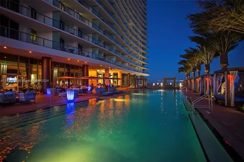 4111 S Ocean Drive Hollywood FL 33019
