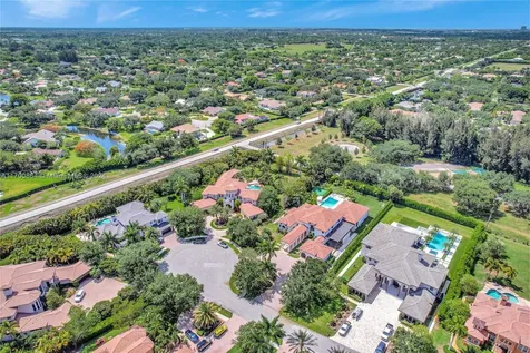 12917 Equestrian Trail Davie FL 33330