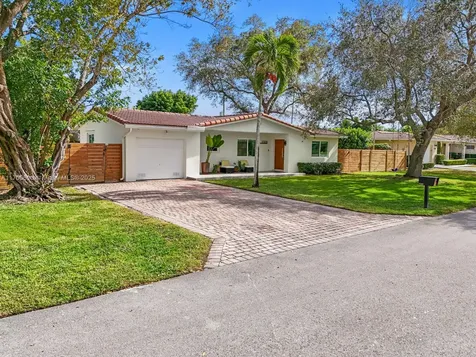 17205 SW 88th Avenue Palmetto Bay FL 33157