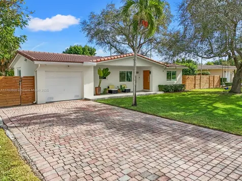 17205 SW 88th Avenue Palmetto Bay FL 33157