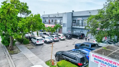2100 NW 22nd Court Miami FL 33142