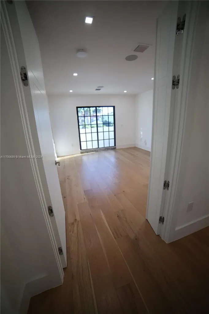 1345 Hollywood Boulevard Hollywood FL 33019