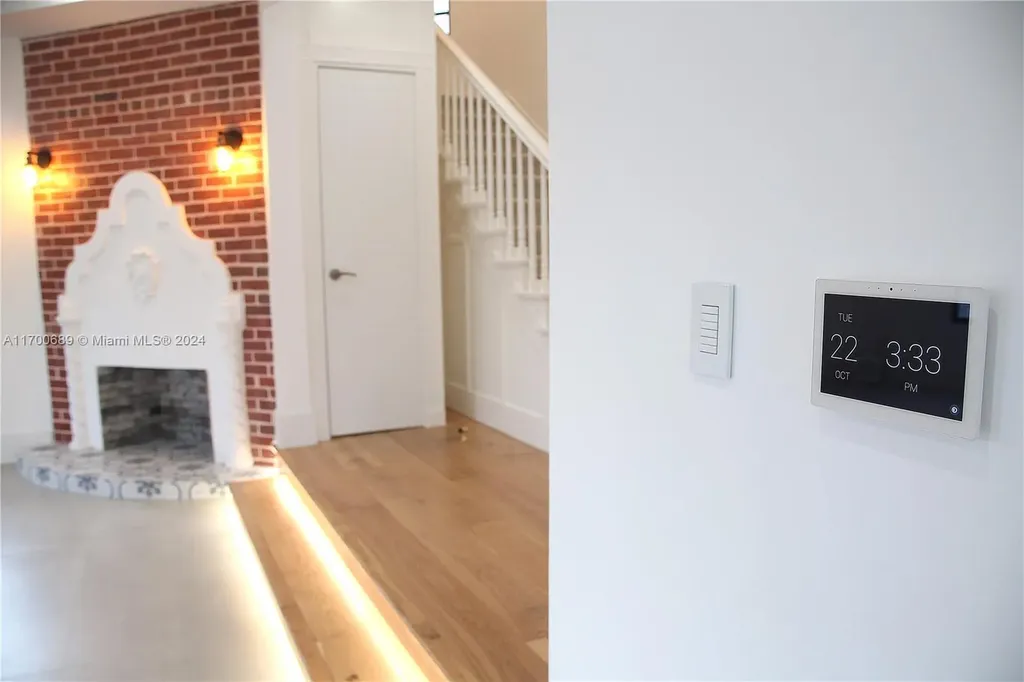 1345 Hollywood Boulevard Hollywood FL 33019