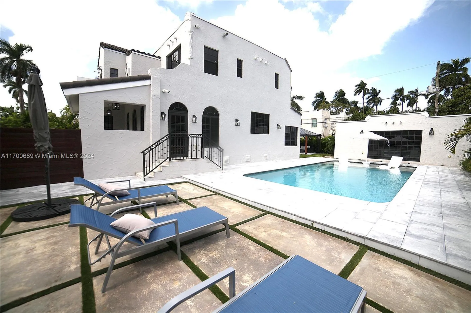 1345 Hollywood Boulevard Hollywood FL 33019