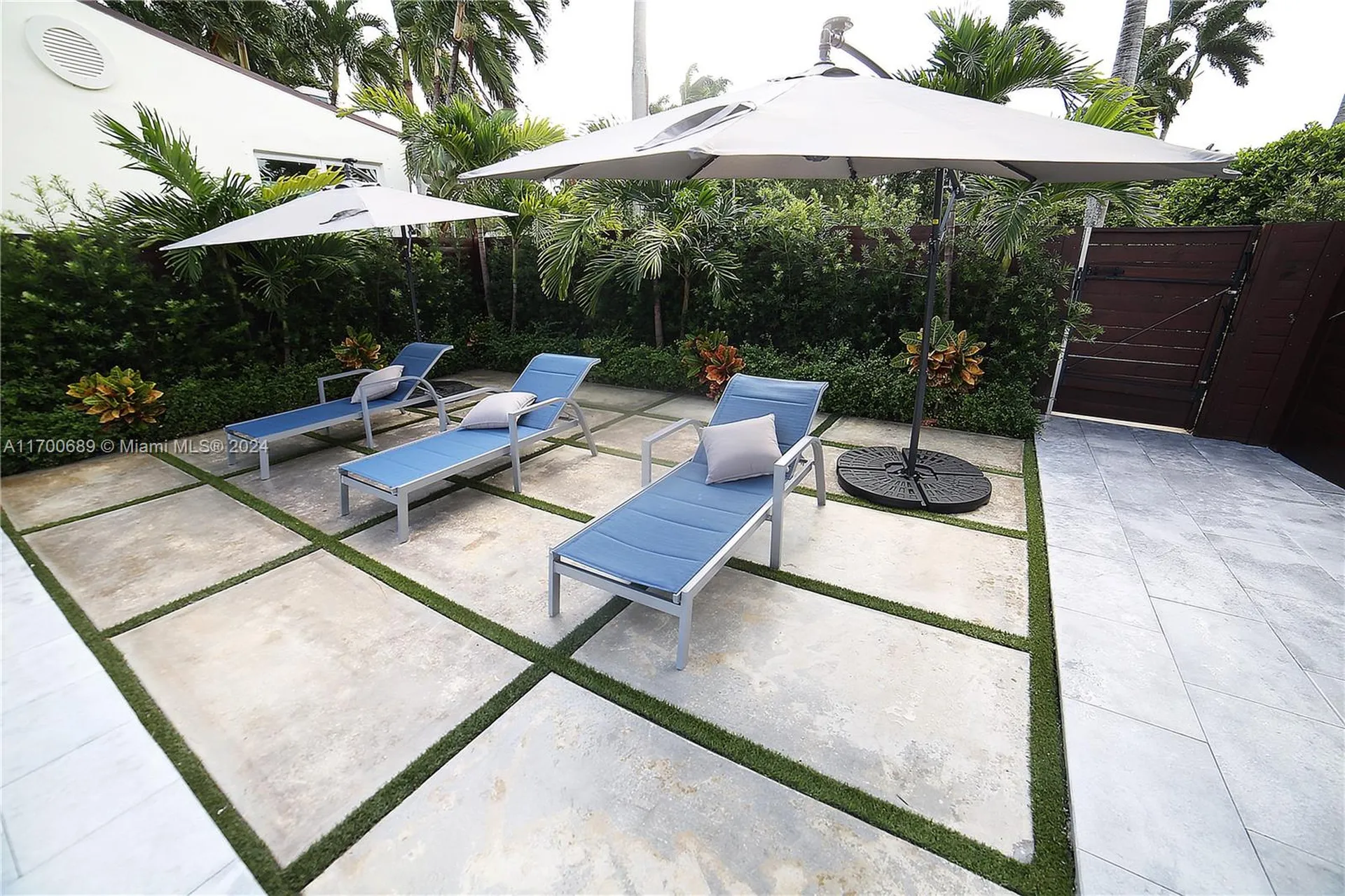 1345 Hollywood Boulevard Hollywood FL 33019