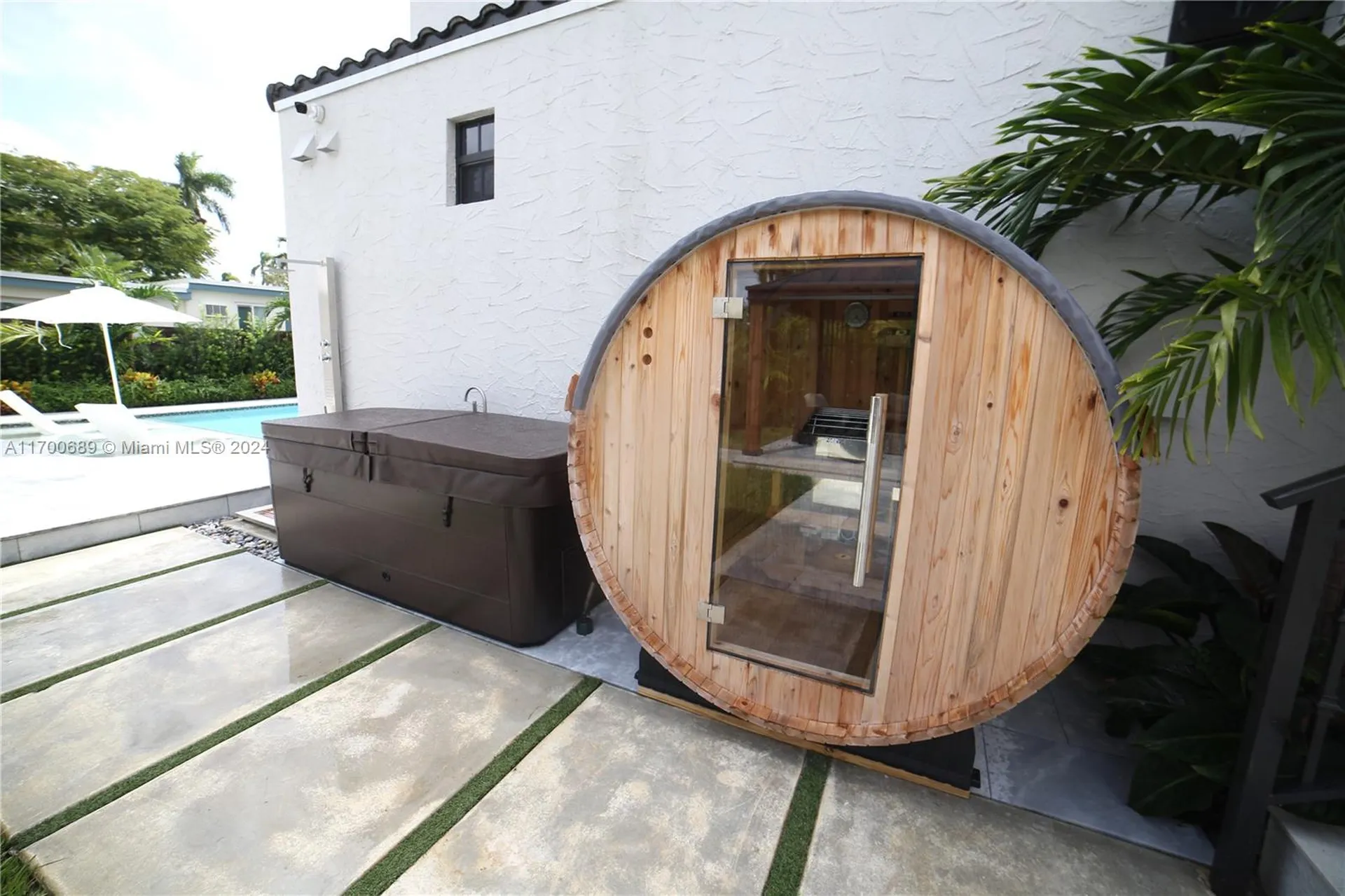 1345 Hollywood Boulevard Hollywood FL 33019