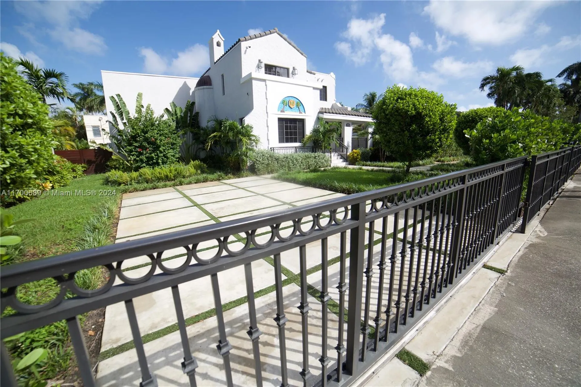 1345 Hollywood Boulevard Hollywood FL 33019