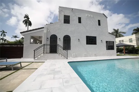 1345 Hollywood Boulevard Hollywood FL 33019