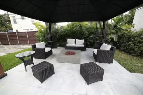 1345 Hollywood Boulevard Hollywood FL 33019