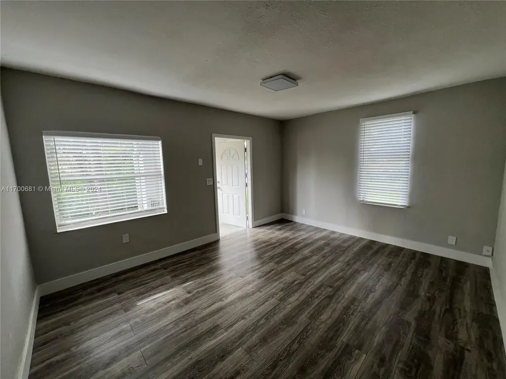 1741 Dewey Street Hollywood FL 33020
