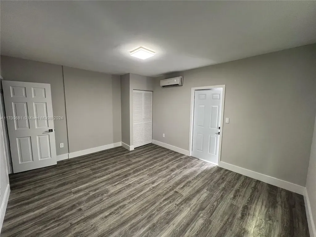 1741 Dewey Street Hollywood FL 33020