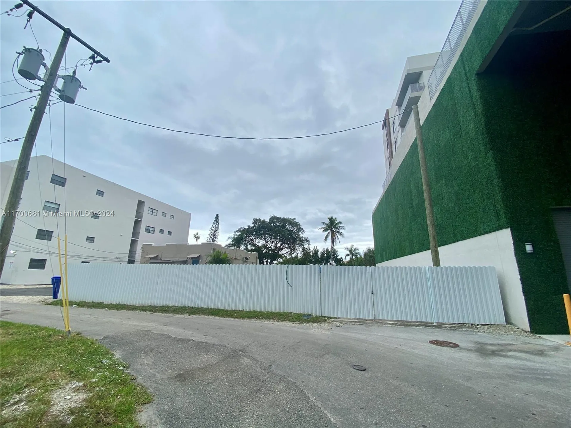 1741 Dewey Street Hollywood FL 33020