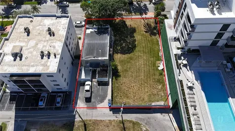 1741 Dewey Street Hollywood FL 33020