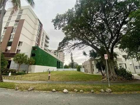 1741 Dewey Street Hollywood FL 33020