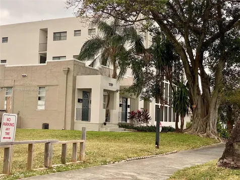 1741 Dewey Street Hollywood FL 33020