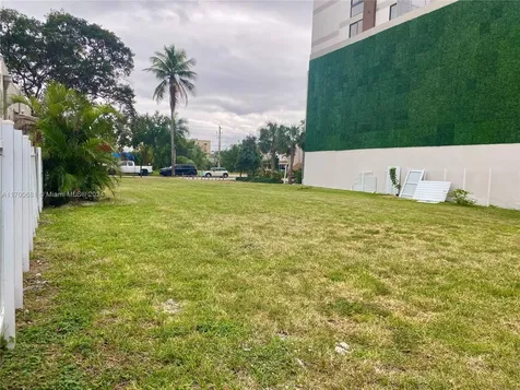 1741 Dewey Street Hollywood FL 33020