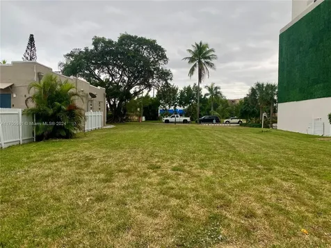 1741 Dewey Street Hollywood FL 33020