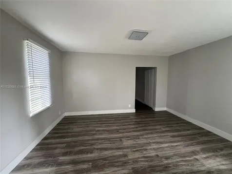 1741 Dewey Street Hollywood FL 33020