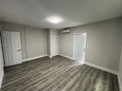 1741 Dewey Street Hollywood FL 33020