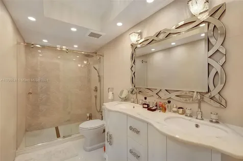 9801 W Collins Avenue Bal Harbour FL 33154