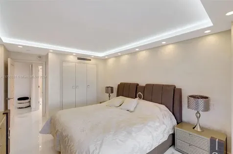 9801 W Collins Avenue Bal Harbour FL 33154