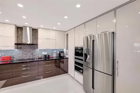 9801 W Collins Avenue Bal Harbour FL 33154