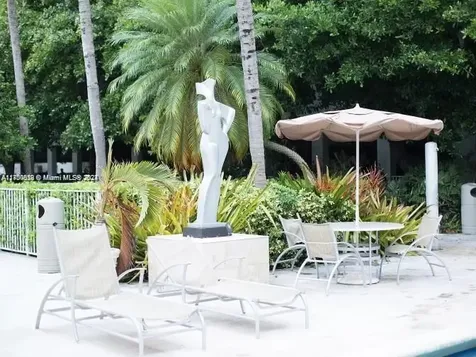 800 N Miami Avenue Miami FL 33136