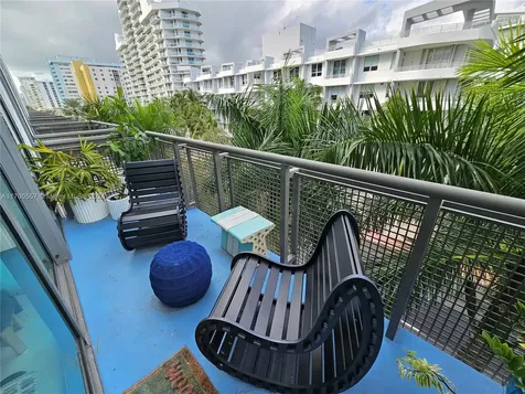 6000 Collins Avenue Miami Beach FL 33140