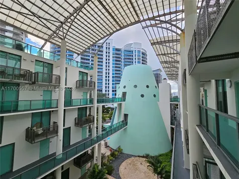6000 Collins Avenue Miami Beach FL 33140