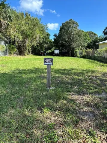 712 N 22nd Street Fort Pierce FL 34950