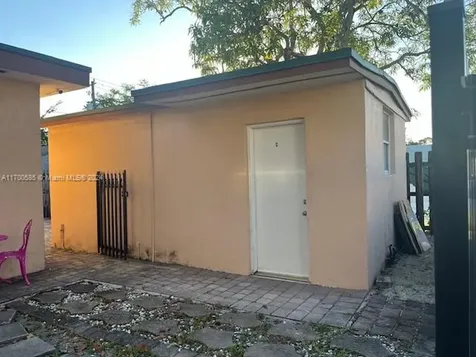 161 NW 35th Street Miami FL 33127