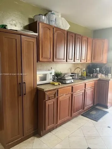 161 NW 35th Street Miami FL 33127