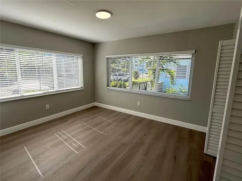 1371 SW 21st Terrace Miami FL 33145