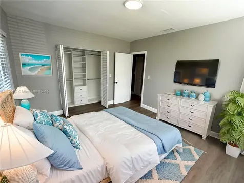 1371 SW 21st Terrace Miami FL 33145