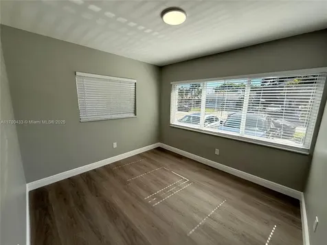 1371 SW 21st Terrace Miami FL 33145