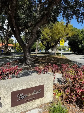 1371 SW 21st Terrace Miami FL 33145