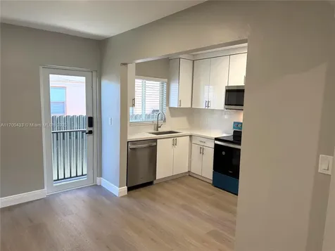 1371 SW 21st Terrace Miami FL 33145