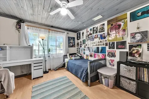 8694 NW 7th Lane Coral Springs FL 33071