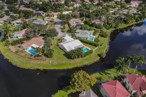 8694 NW 7th Lane Coral Springs FL 33071