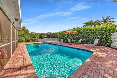 8694 NW 7th Lane Coral Springs FL 33071