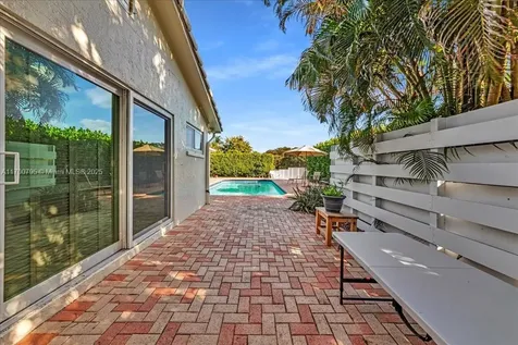 8694 NW 7th Lane Coral Springs FL 33071
