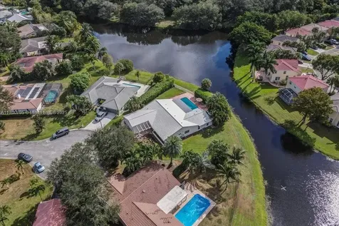8694 NW 7th Lane Coral Springs FL 33071