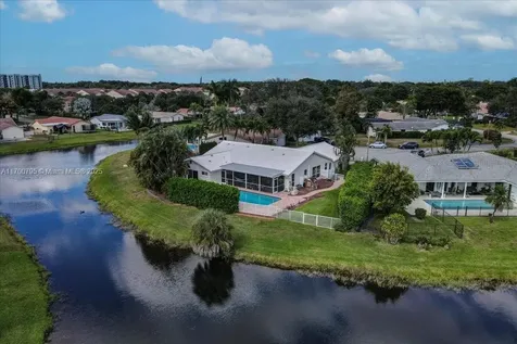 8694 NW 7th Lane Coral Springs FL 33071
