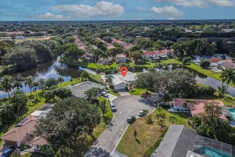 8694 NW 7th Lane Coral Springs FL 33071