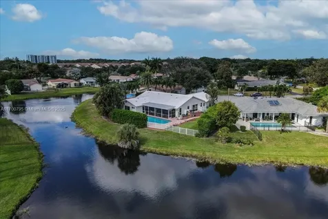 8694 NW 7th Lane Coral Springs FL 33071